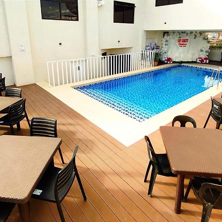 Rudolfo Suites Рохас Экстерьер фото
