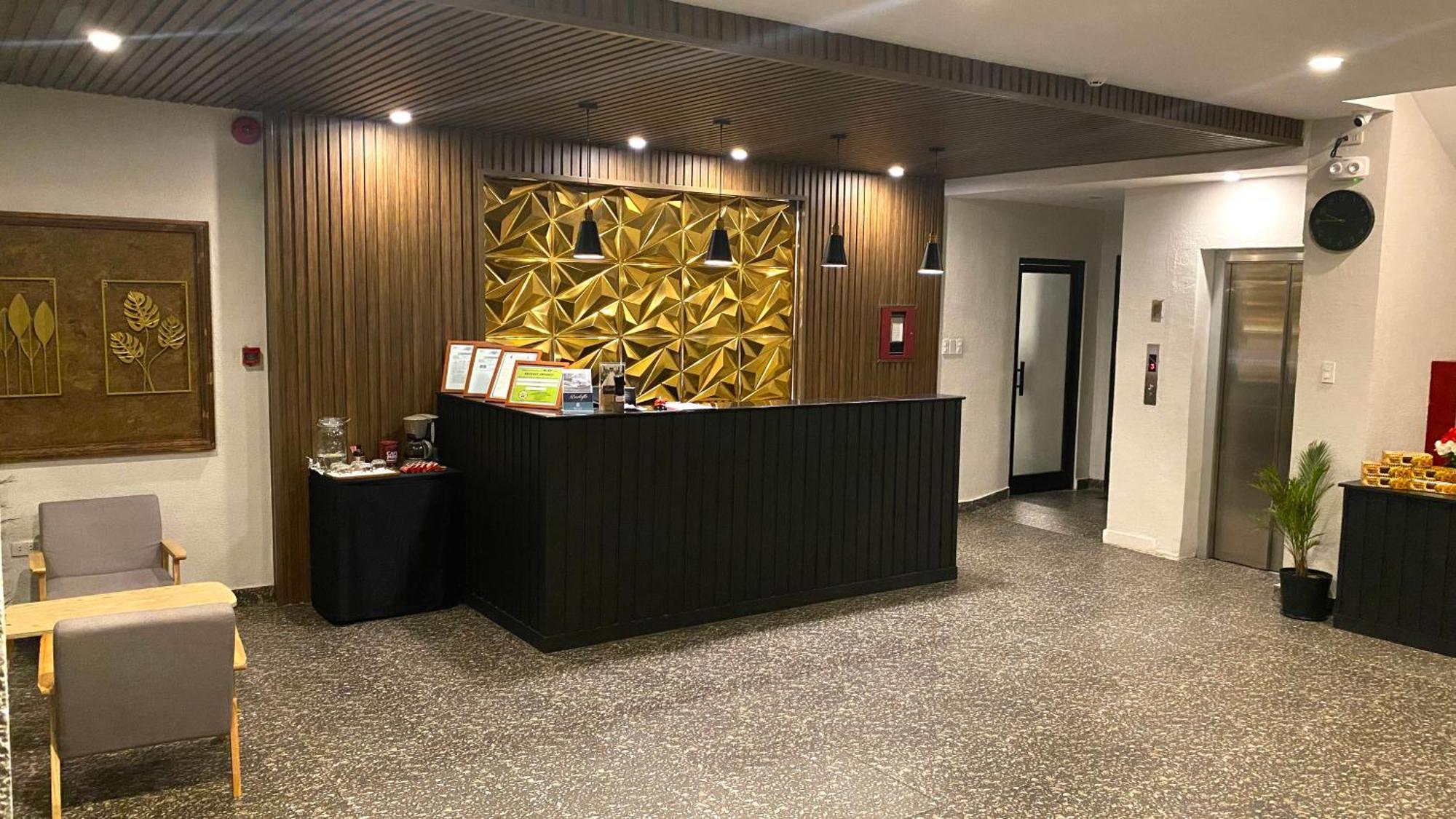 Rudolfo Suites Рохас Экстерьер фото