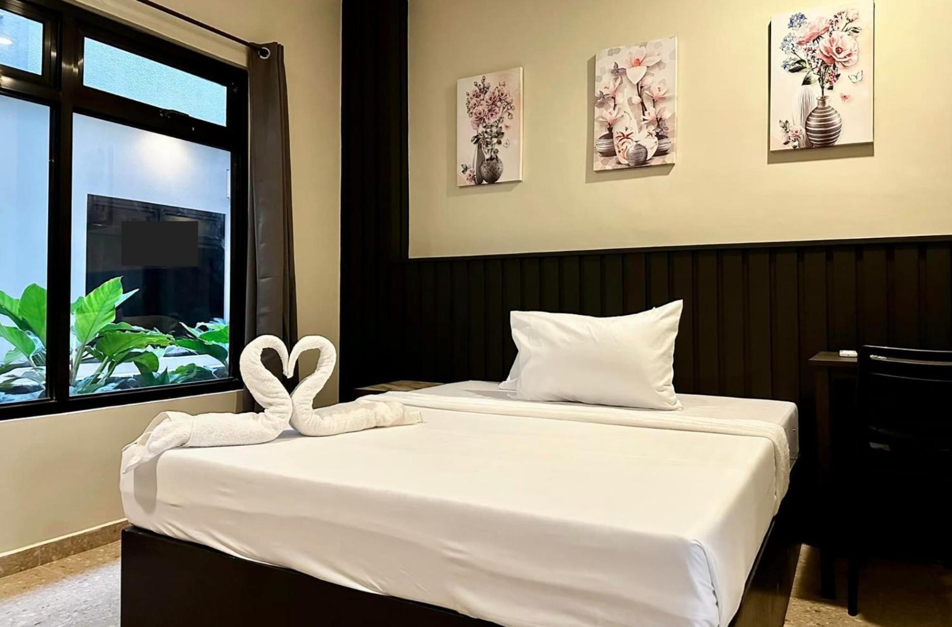 Rudolfo Suites Рохас Экстерьер фото